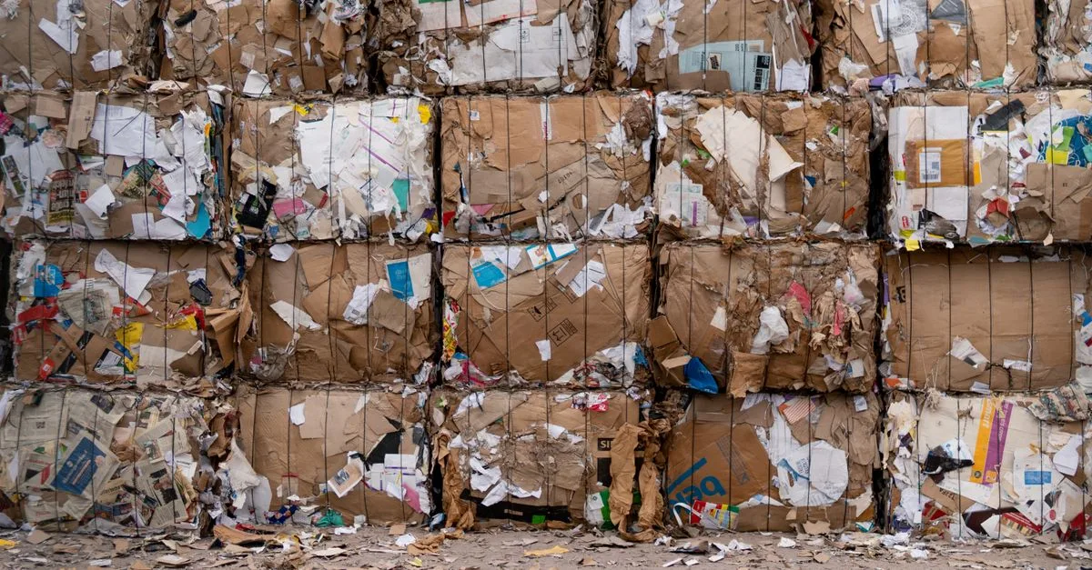 recyclage de l'amiante : découvrez les méthodes sûres et efficaces pour gérer et recycler les déchets d'amiante tout en protégeant l'environnement et la santé.