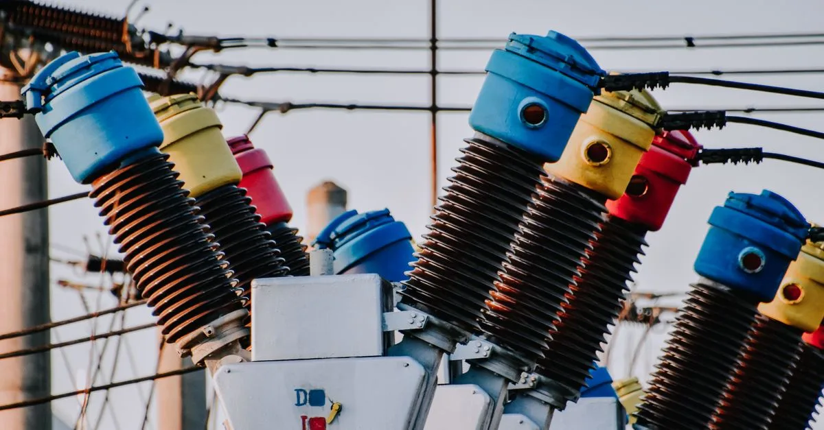 formation en habilitation électrique pour garantir la sécurité et la conformité des interventions sur les installations électriques.