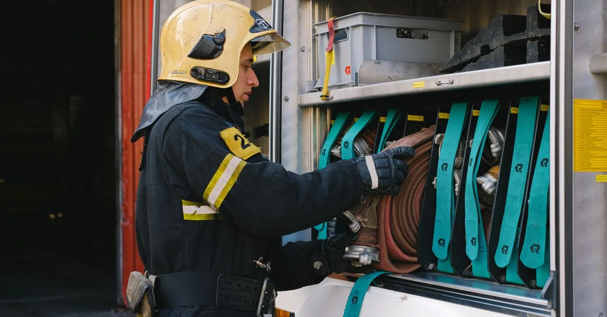 fréquence de renouvellement de la formation à la sécurité incendie : découvrez quand et comment mettre à jour vos compétences pour garantir une protection optimale.