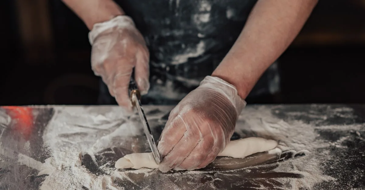 découvrez la durée de validité de la formation en hygiène alimentaire et assurez la conformité de votre établissement aux normes sanitaires.
