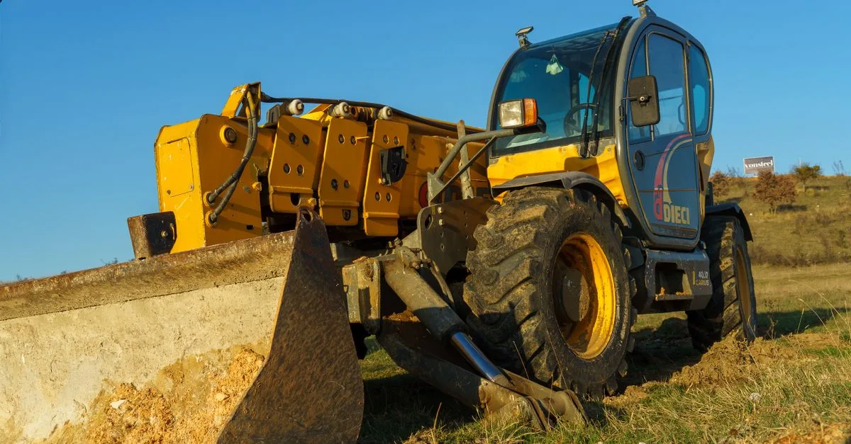 découvrez le caces r482 catégorie a : formation et certification pour conduire en sécurité les engins compacts de chantier.