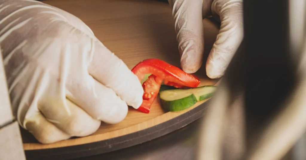 haccp ou formation en hygiène alimentaire : découvrez leurs différences et choisissez la formation adaptée à votre activité.